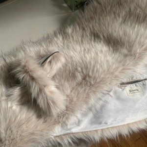 Sissily Designs Faux Fur Stole